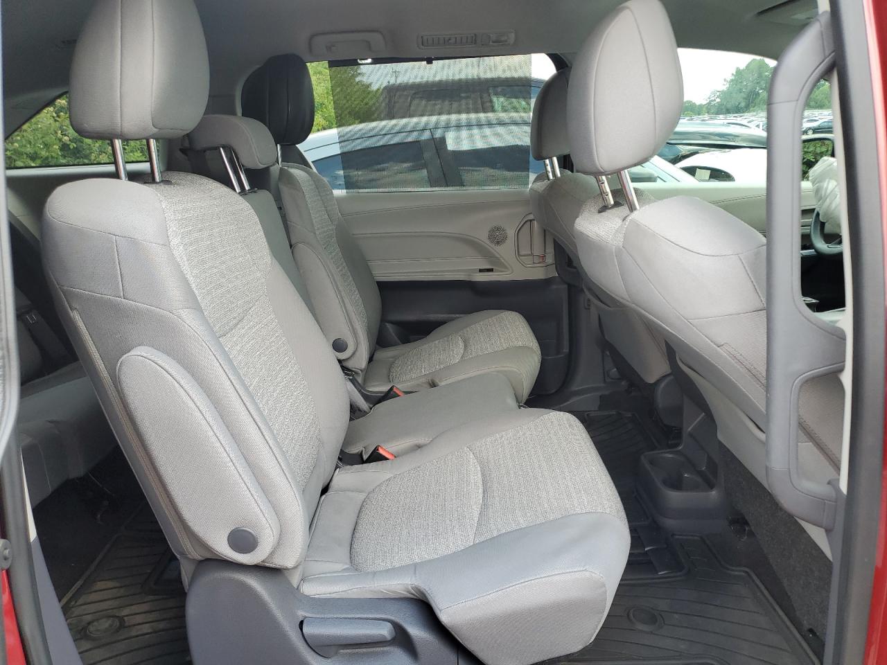 2021 Toyota Sienna Le VIN: 5TDKRKECXMS027254 Lot: 62741915