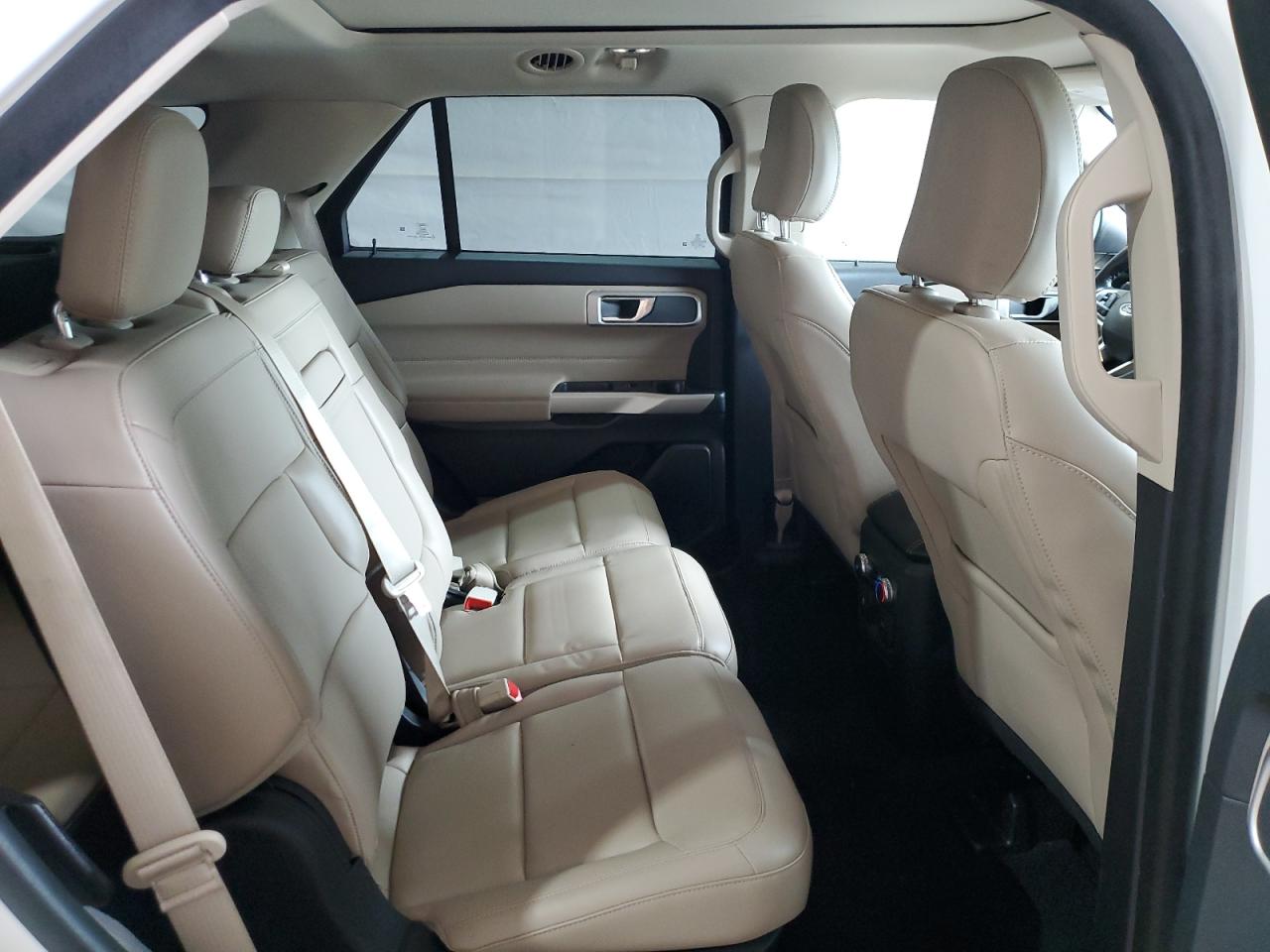 2022 Ford Explorer Xlt VIN: 1FMSK8DH0NGB10574 Lot: 64583415