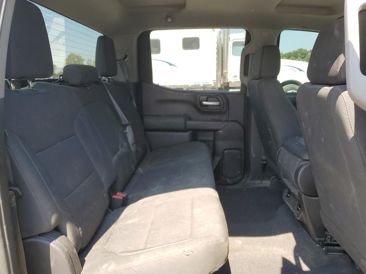 2021 Chevrolet Silverado K1500 Custom VIN: 3GCPYBEK9MG254563 Lot: 64610115