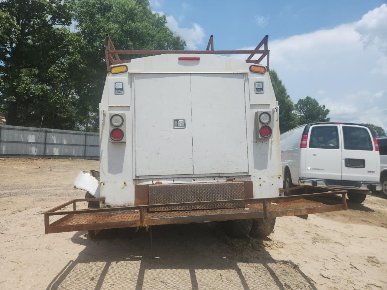 2010 Dodge Ram 3500 VIN: 3D6WH4GL1AG129379 Lot: 62902855