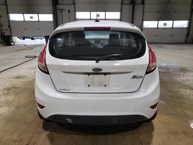  FORD FIESTA 2015 White