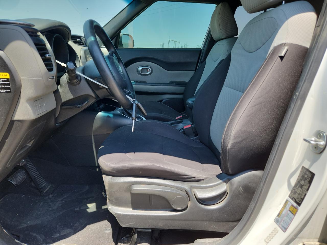 2015 Kia Soul VIN: KNDJN2A25F7798402 Lot: 64816565