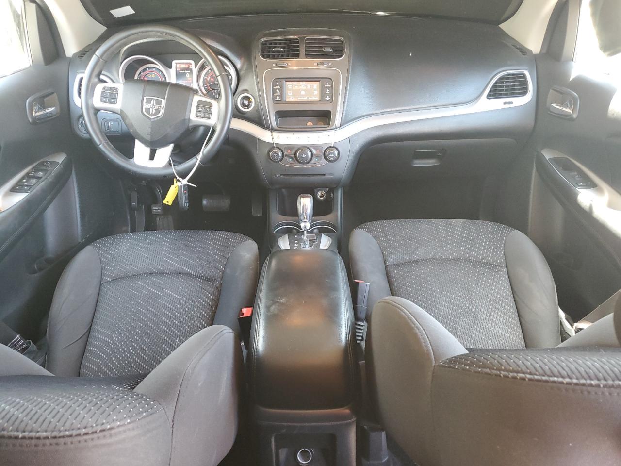 2018 Dodge Journey Se VIN: 3C4PDCAB3JT383764 Lot: 63933295