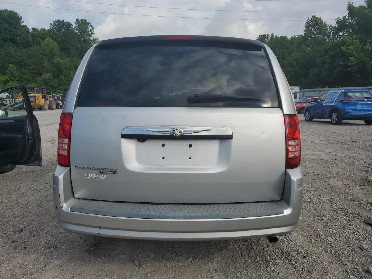 2008 Chrysler Town & Country Touring VIN: 2A8HR54PX8R104065 Lot: 64371985
