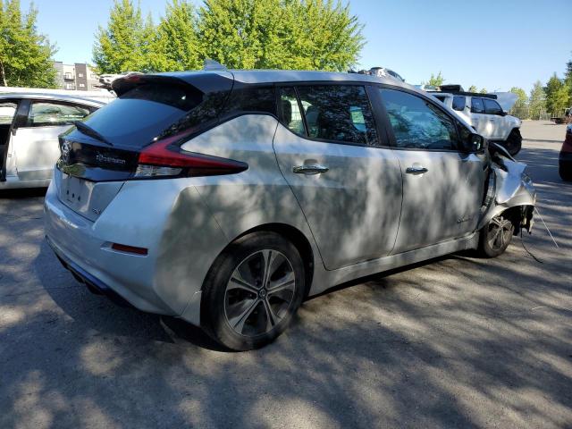 NISSAN LEAF 2018 Silver