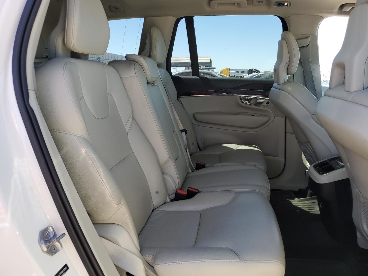 2017 Volvo Xc90 T6 VIN: YV4A22PK5H1151548 Lot: 66734675