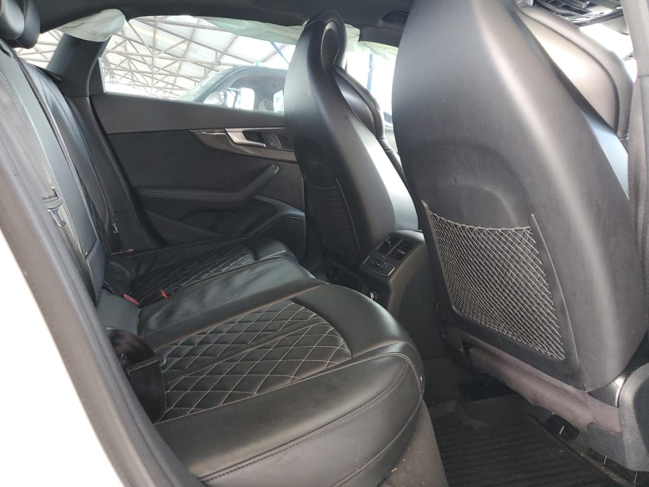 2018 Audi S4 Premium Plus VIN: WAUB4AF49JA076063 Lot: 62645895