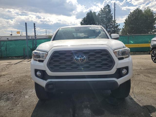  TOYOTA TACOMA 2020 Biały