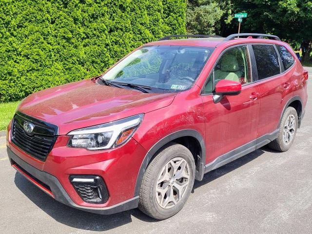  SUBARU FORESTER 2021 Czerwony