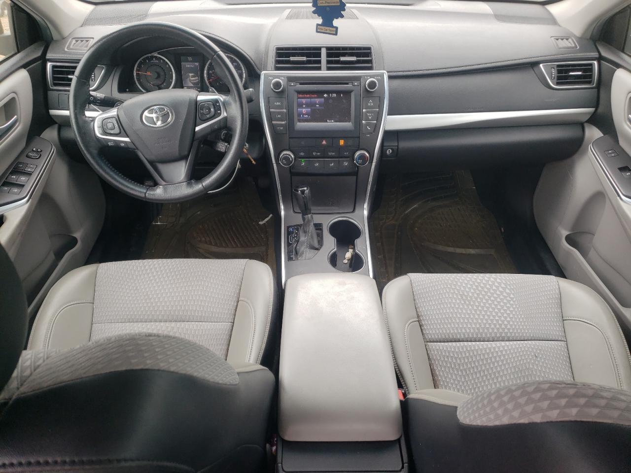 2015 Toyota Camry Le VIN: 4T1BF1FK9FU890808 Lot: 65049335