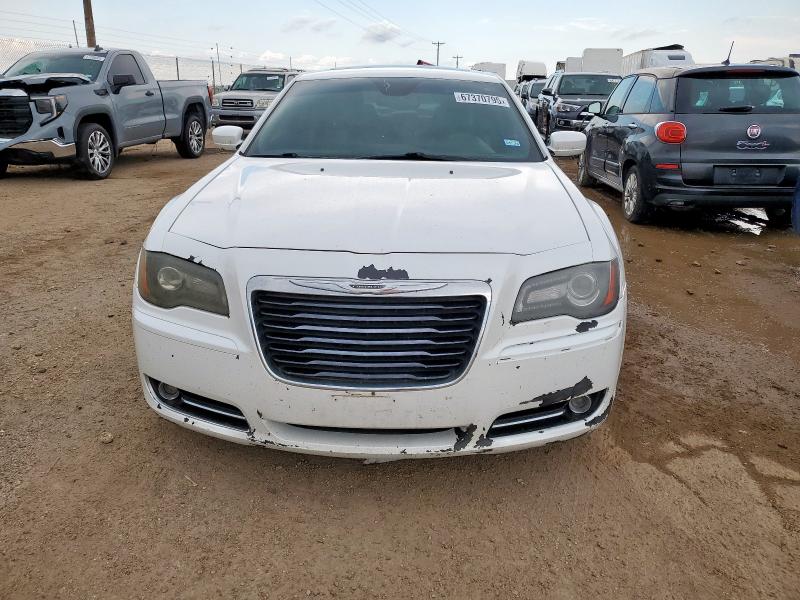  CHRYSLER 300 2013 Biały