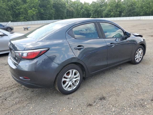  TOYOTA YARIS 2017 Szary