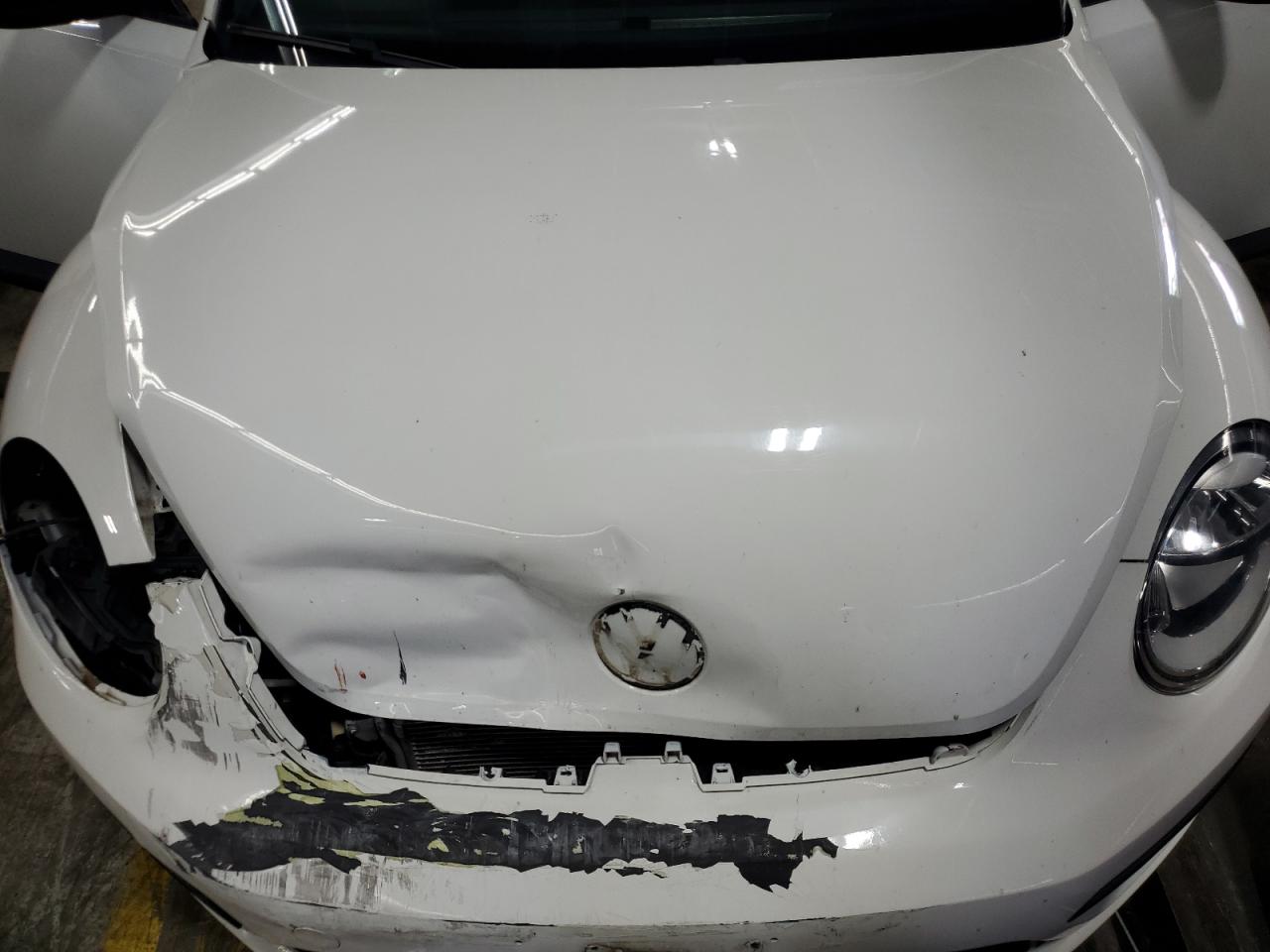 2018 Volkswagen Beetle S VIN: 3VWFD7AT0JM721186 Lot: 64695335