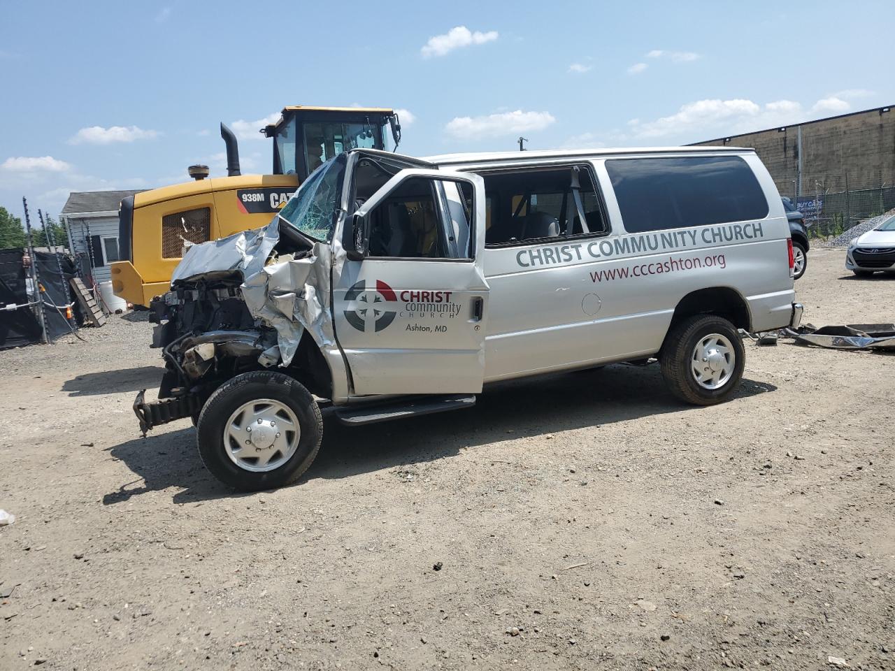 2009 Ford Econoline E350 Super Duty Wagon silver van gas 1FBNE31L79DA71773 photo #1