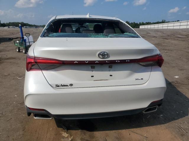  TOYOTA AVALON 2021 Biały