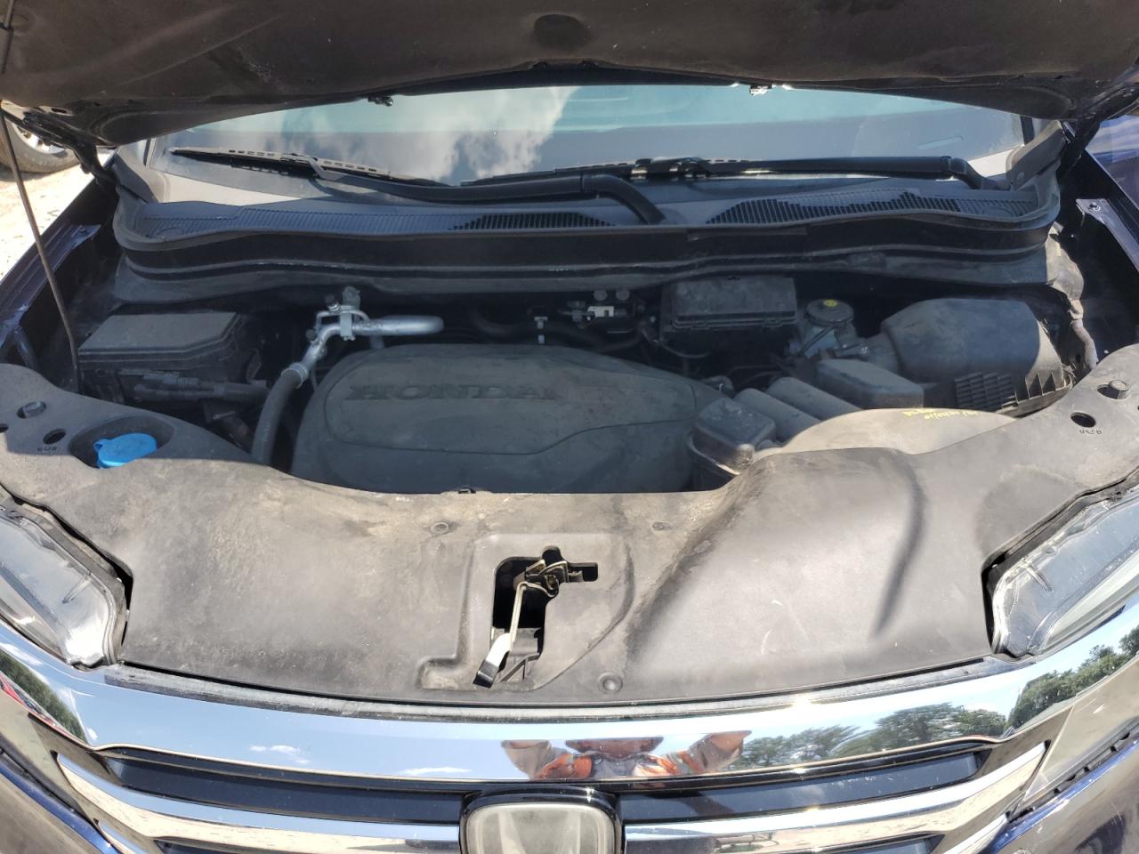 2018 Honda Pilot Touring VIN: 5FNYF6H92JB001774 Lot: 64494225