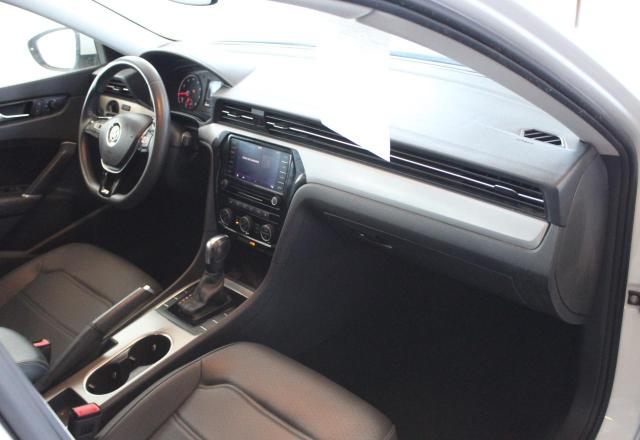  VOLKSWAGEN PASSAT 2021 Белы