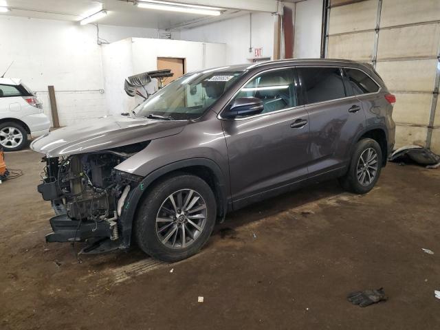  TOYOTA HIGHLANDER 2019 Серый