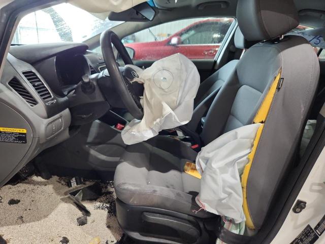  KIA FORTE 2017 White