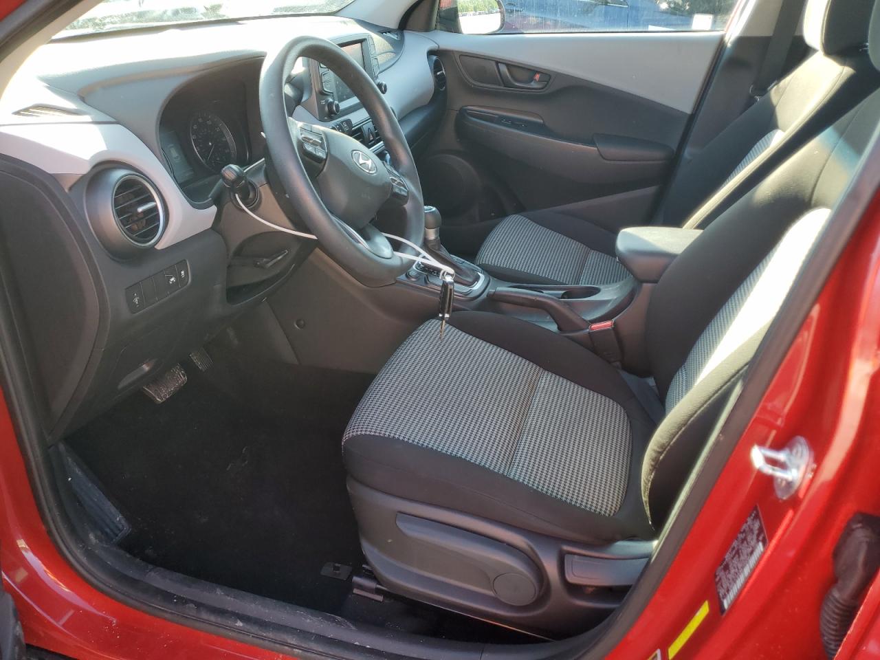 2021 Hyundai Kona Se VIN: KM8K1CAA0MU739040 Lot: 64770545