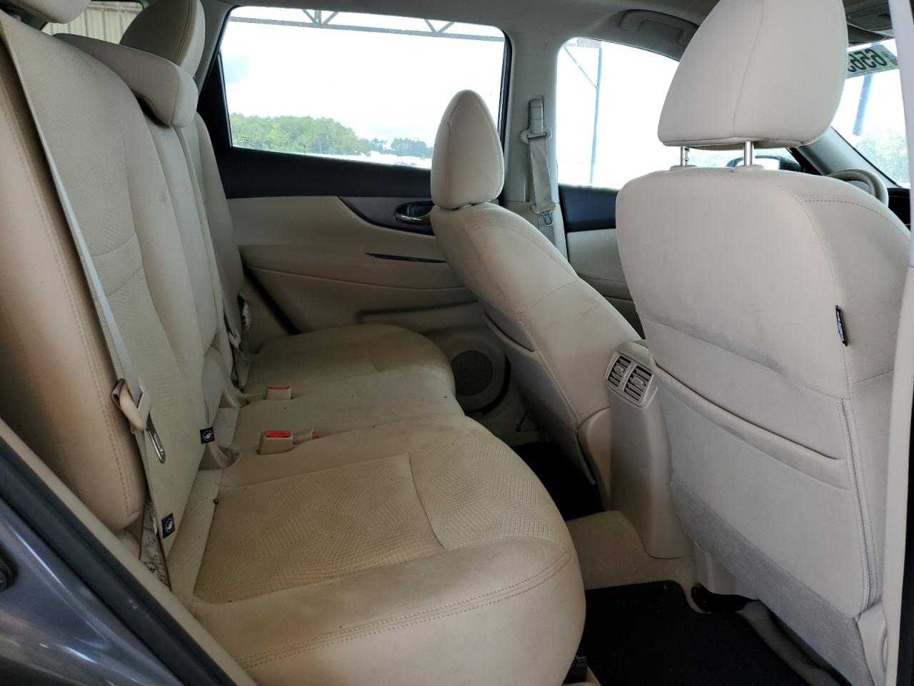 2015 Nissan Rogue S VIN: 5N1AT2MT0FC917647 Lot: 65637715