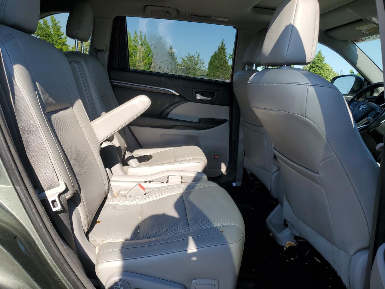 2015 Toyota Highlander Limited VIN: 5TDDKRFH1FS106783 Lot: 64672075