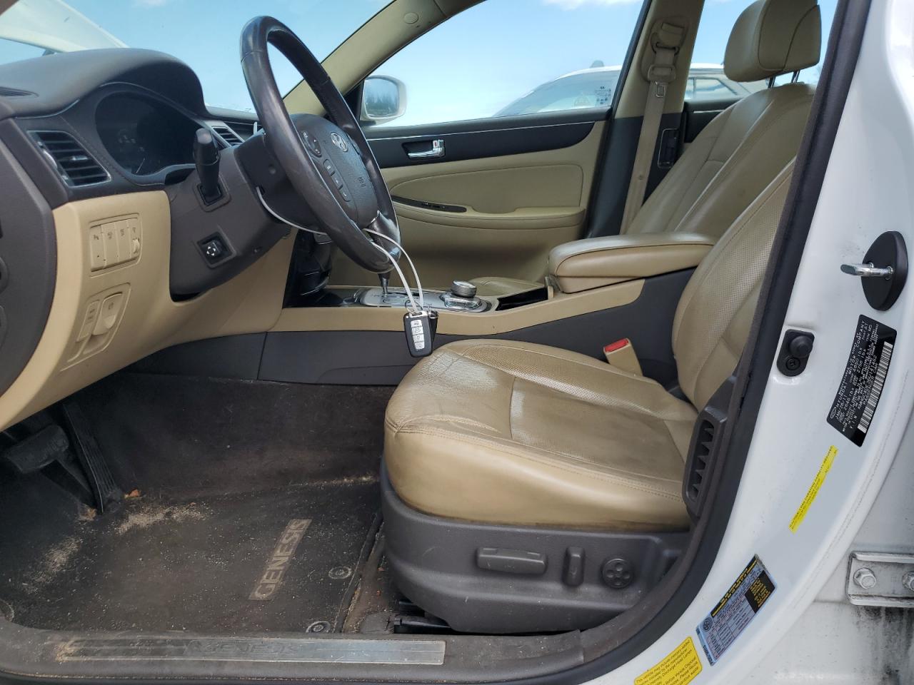 2011 Hyundai Genesis 3.8L VIN: KMHGC4DE3BU141462 Lot: 65582025