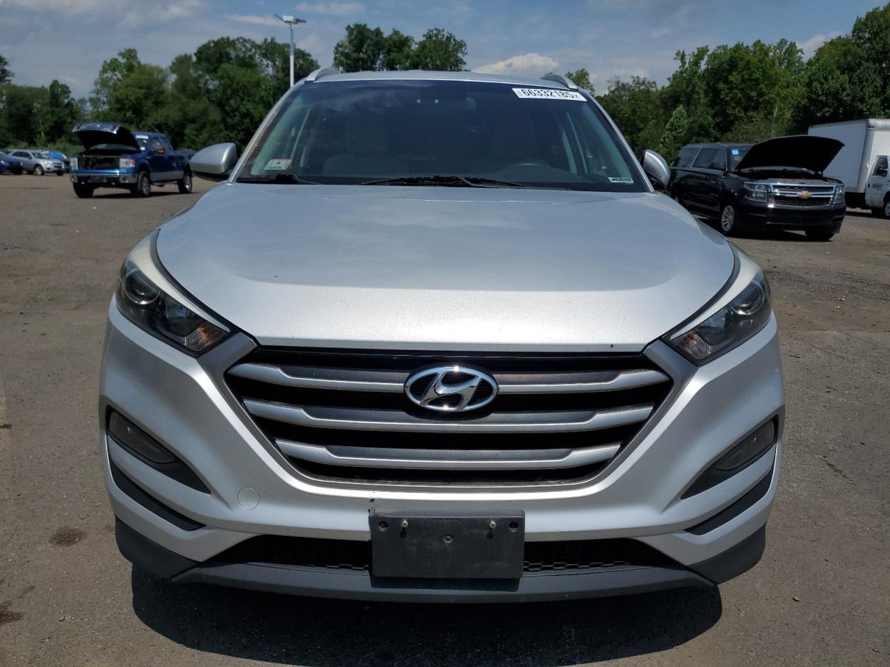 km8j3ca40ju625017 KM8J3CA40JU625017 2018 Hyundai Tucson Sel