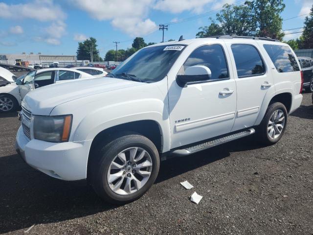 Parquets CHEVROLET TAHOE 2012 Biały