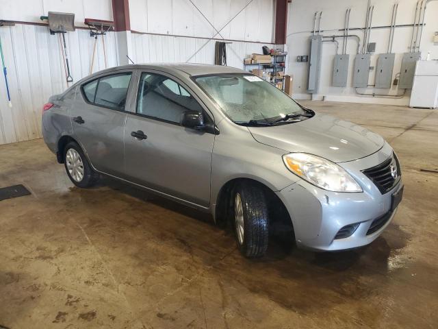  NISSAN VERSA 2012 Srebrny