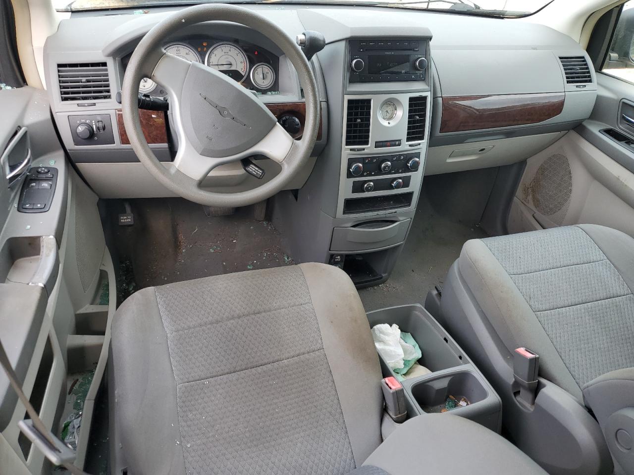 2010 Chrysler Town & Country Lx VIN: 2A4RR4DE0AR103611 Lot: 63211555