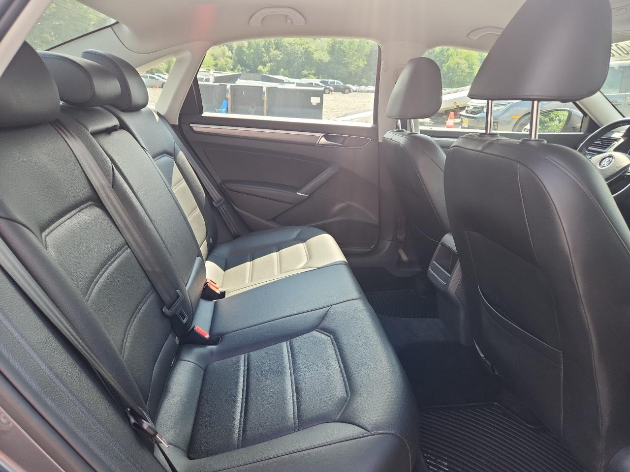 2018 Volkswagen Passat S VIN: 1VWAA7A3XJC015833 Lot: 64070625