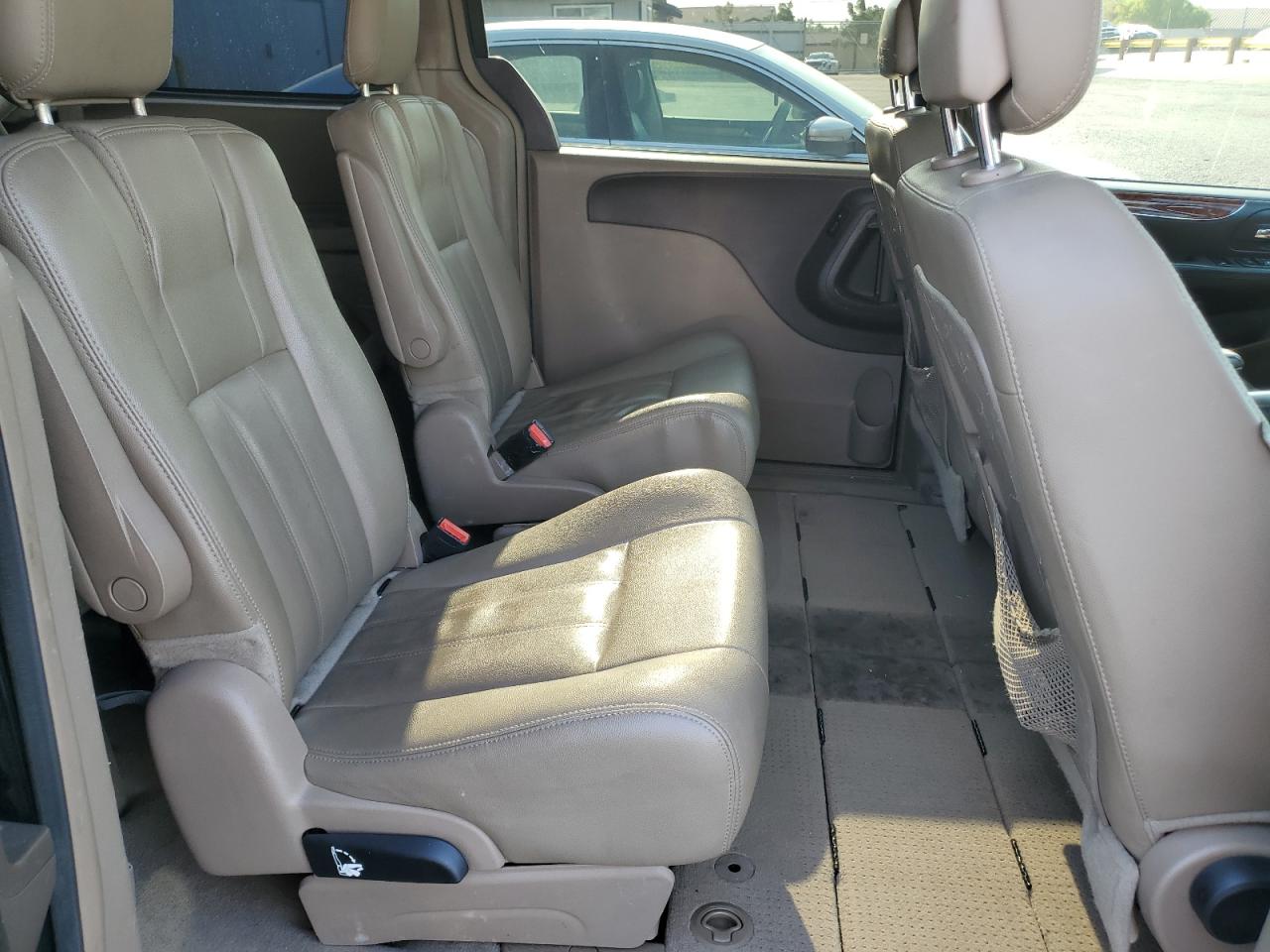 2016 Chrysler Town & Country Touring VIN: 2C4RC1BG2GR290837 Lot: 64903045