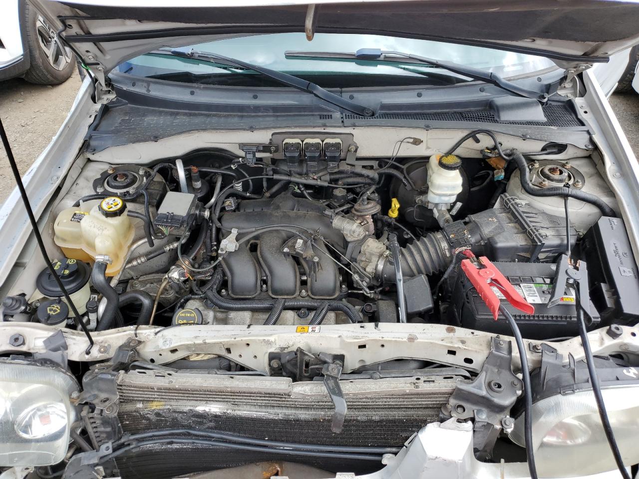 2005 Ford Escape Limited VIN: 1FMCU94165KA11181 Lot: 62880725