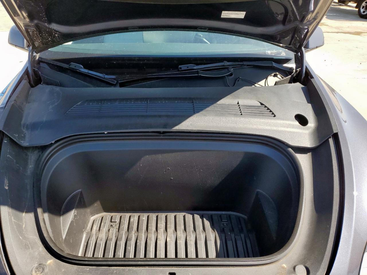 2023 Tesla Model Y VIN: 7SAYGDEF9PF602977 Lot: 63989505