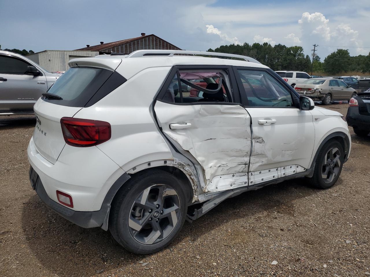 2024 Hyundai Venue Sel white null gas KMHRC8A30RU311001 photo #4