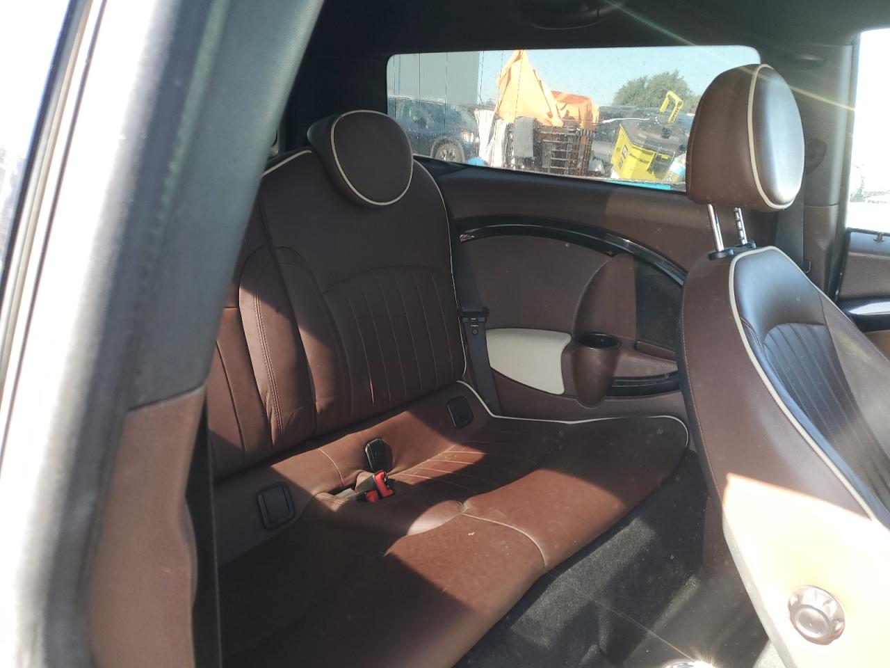 2010 Mini Cooper S Clubman VIN: WMWMM3C59ATP76588 Lot: 63523635