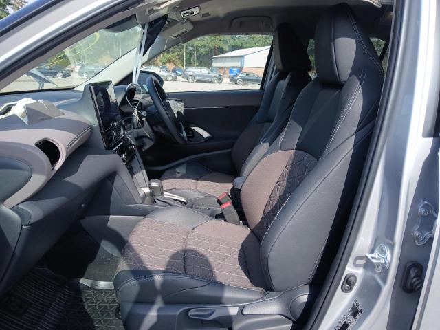 2024 TOYOTA YARIS CROS