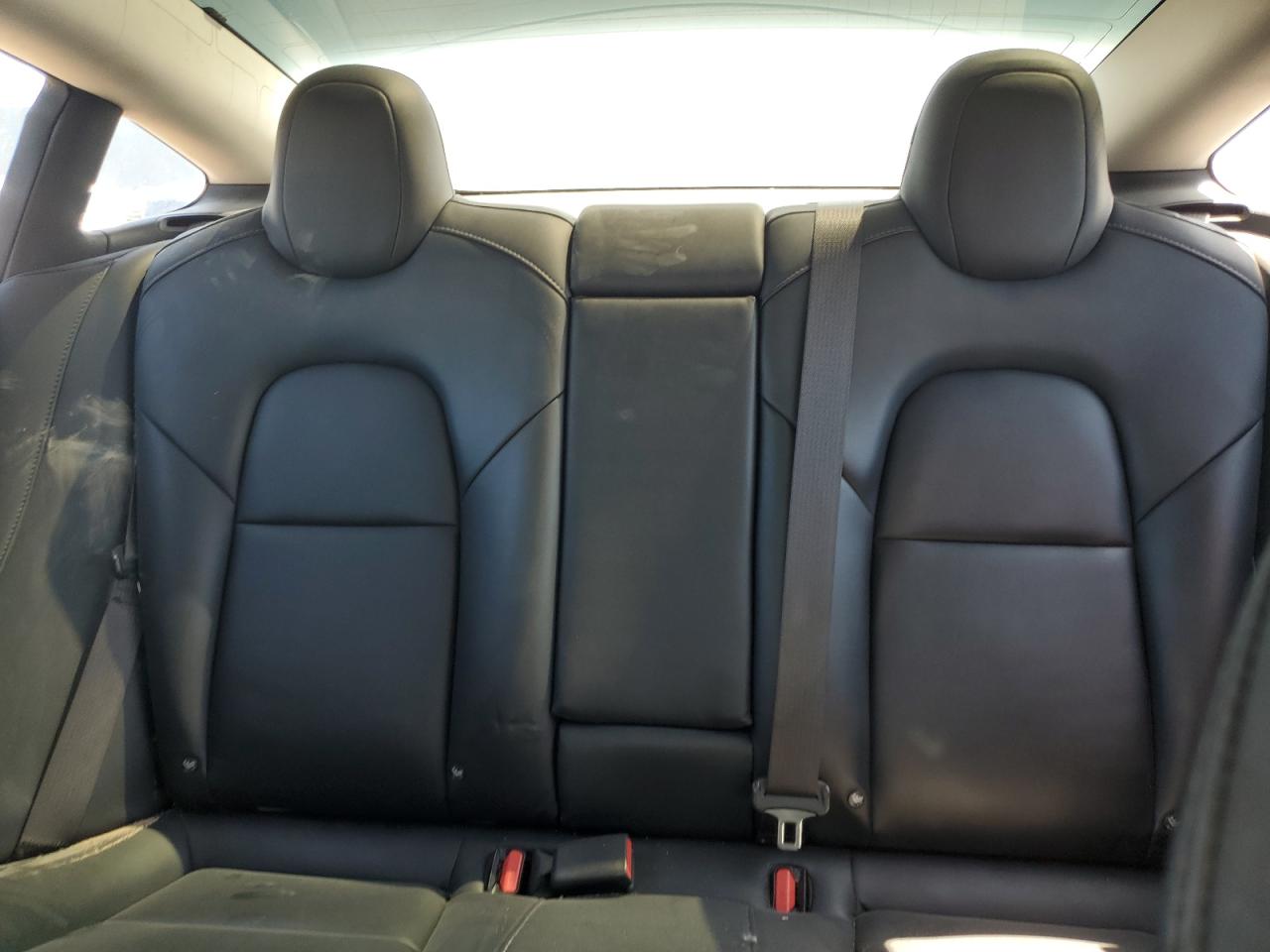 2018 Tesla Model 3 VIN: 5YJ3E1EB4JF084924 Lot: 62906105