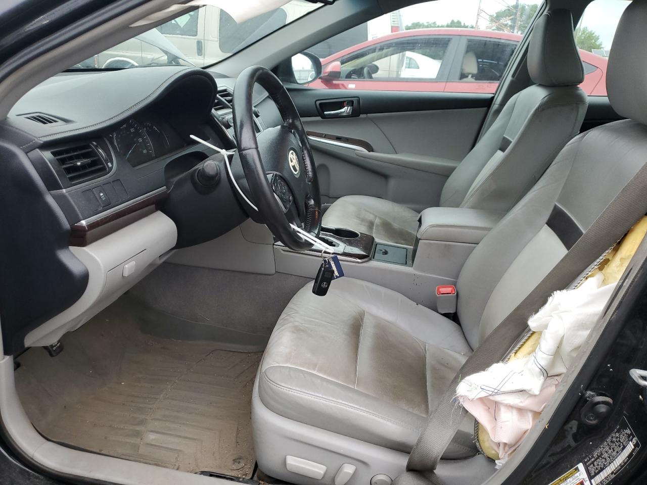 2012 Toyota Camry Base VIN: 4T4BF1FK3CR266861 Lot: 64783585