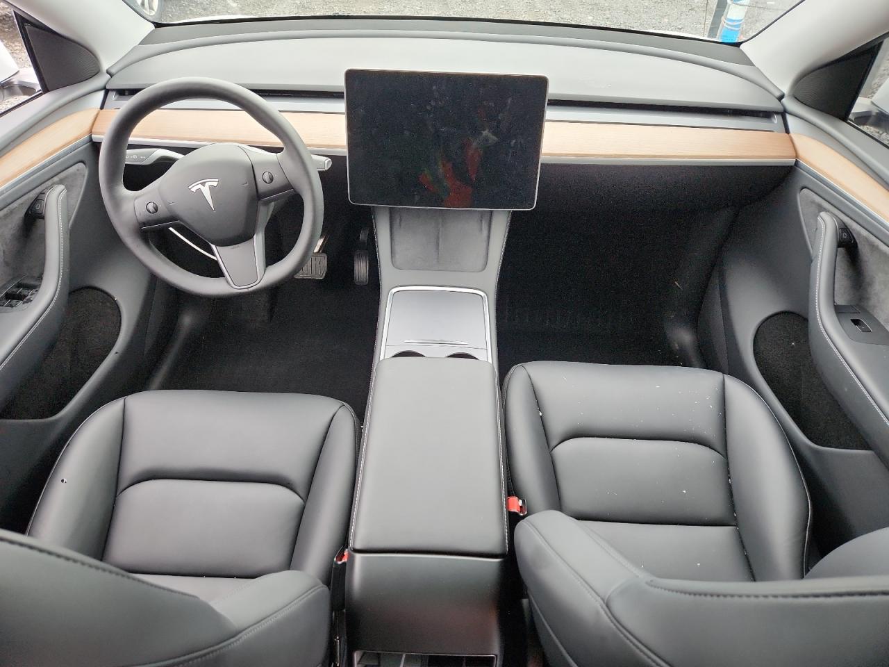 2025 Tesla Model Y VIN: 7SAYGDEE1SA343012 Lot: 63609585