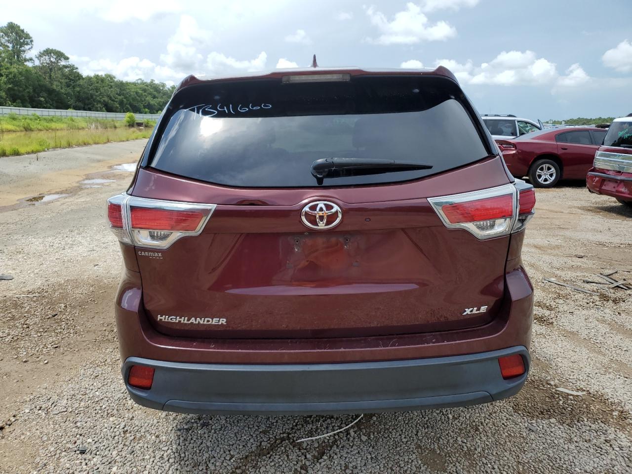 2016 Toyota Highlander Xle VIN: 5TDKKRFH3GS186189 Lot: 64404655