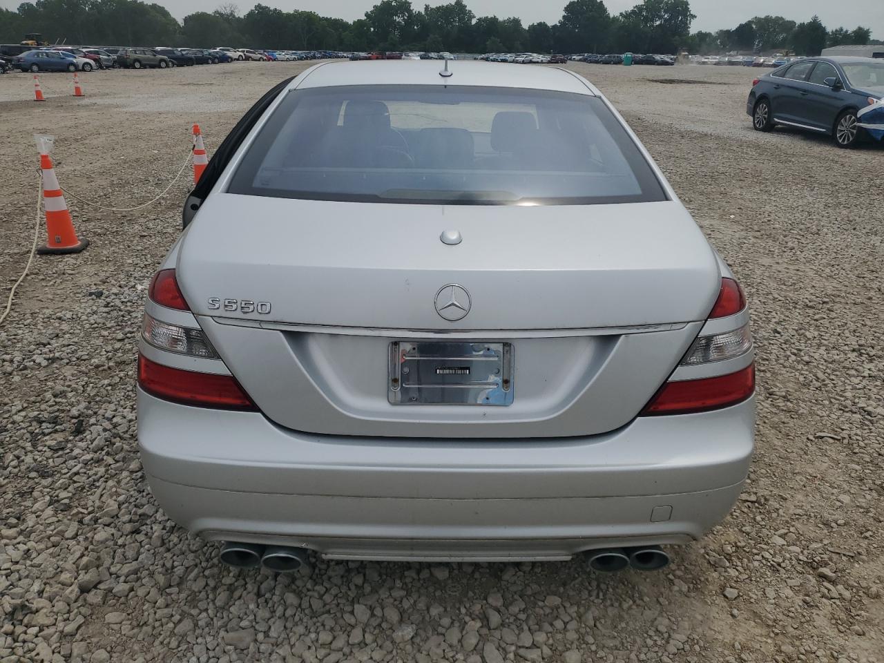2007 Mercedes-Benz S 550 VIN: WDDNG71X17A048882 Lot: 64064045