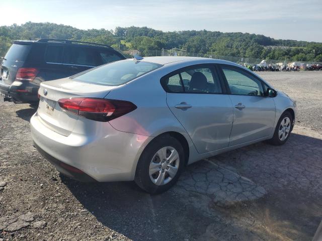  KIA FORTE 2018 Srebrny