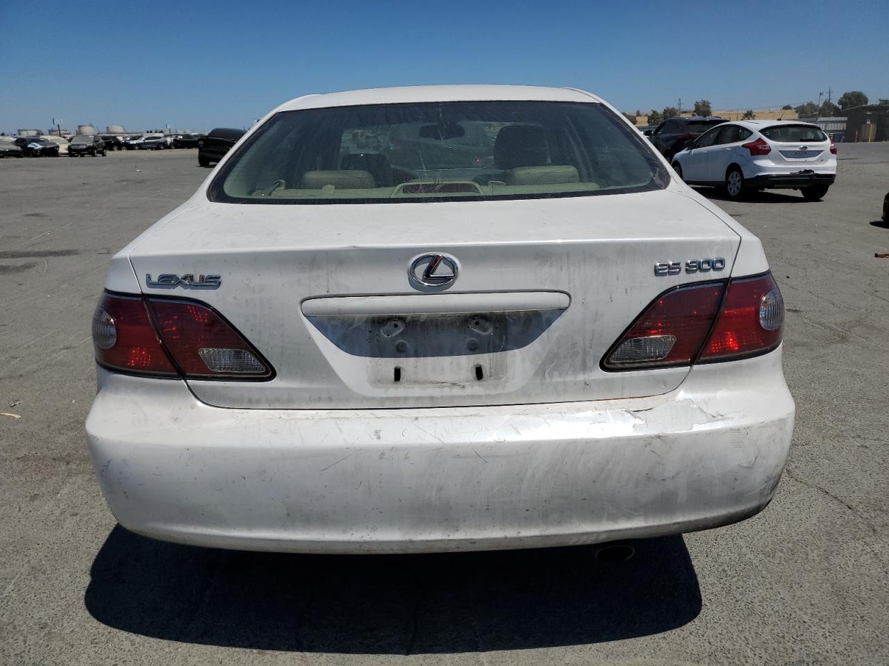2003 Lexus Es 300 VIN: JTHBF30GX30094929 Lot: 64111765