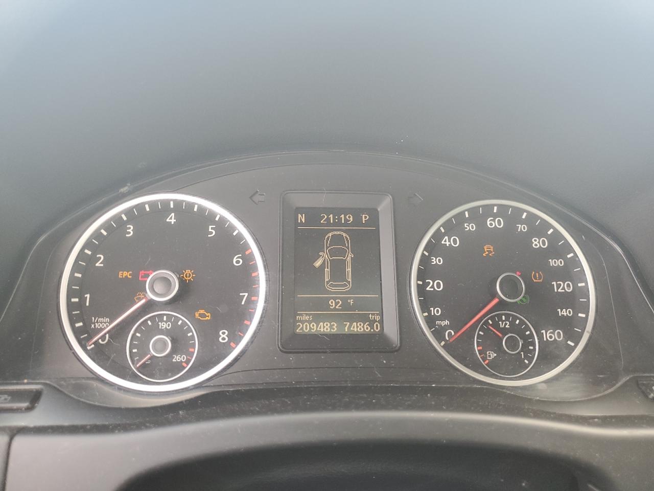 2012 Volkswagen Tiguan S VIN: WVGBV7AX8CW560294 Lot: 66135895