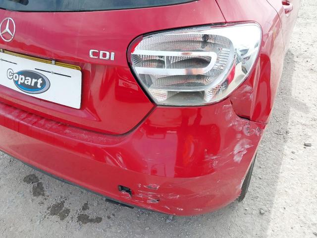 2013 MERCEDES BENZ A180 BLUEE