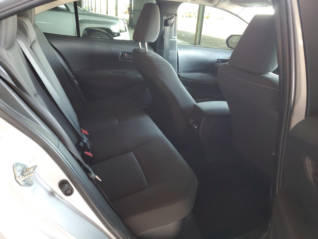 2024 Toyota Corolla Le VIN: JTDBCMFE5R3048065 Lot: 64839605