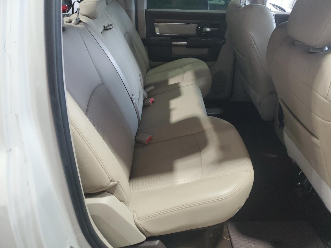 2016 Ram 3500 Laramie VIN: 3C63RRJLXGG377447 Lot: 65759655