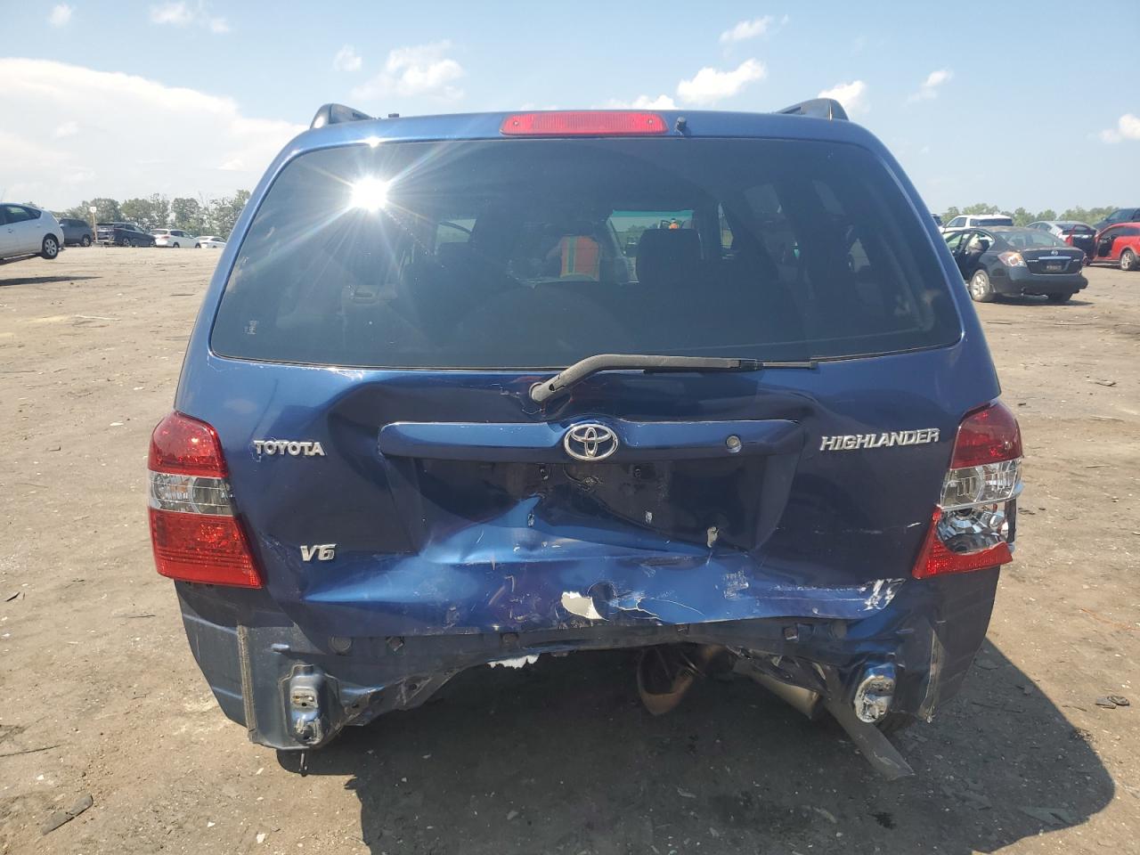 2005 Toyota Highlander Limited VIN: JTEDP21A750050400 Lot: 64025495